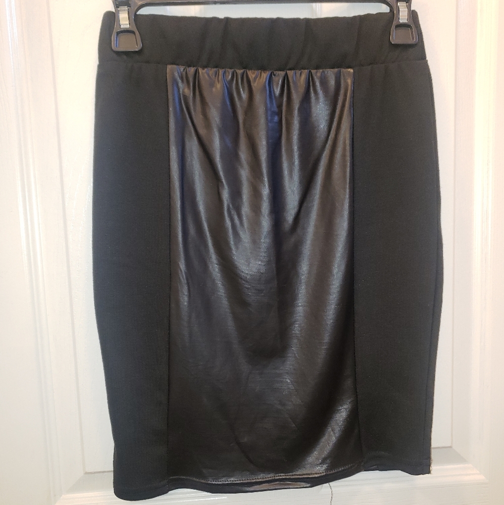 Pencil skirt